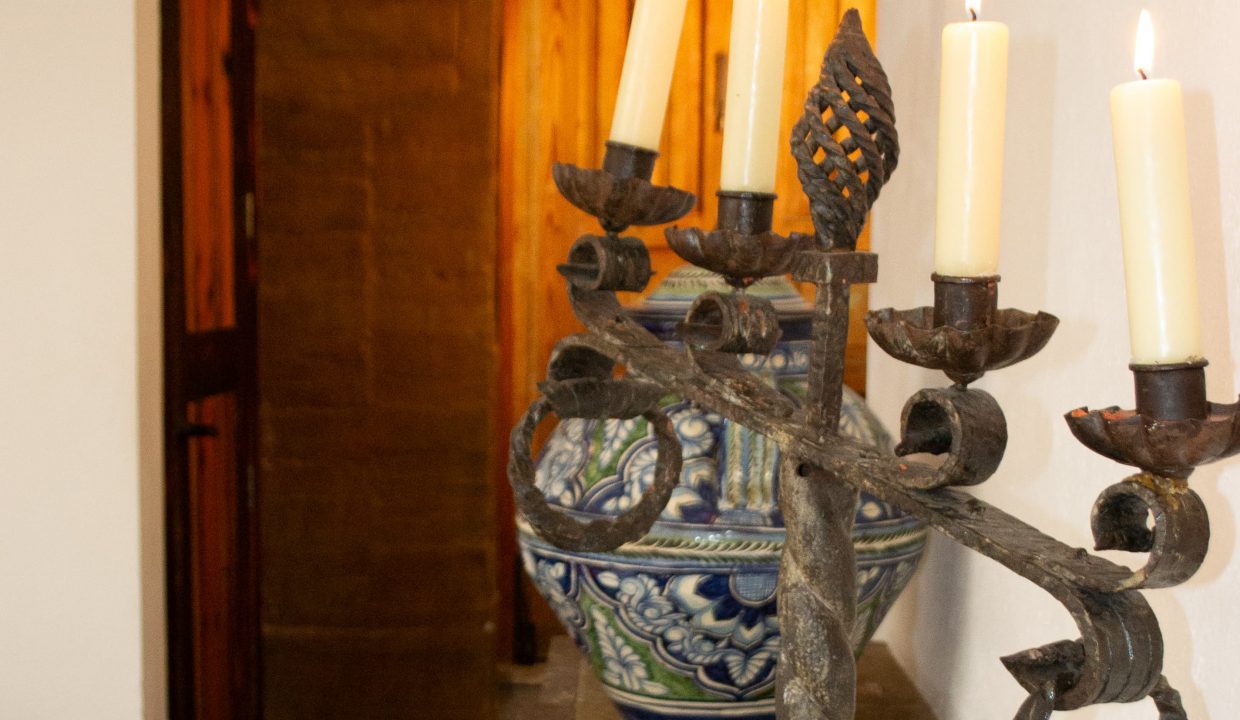 CASA DETALLE CANDELABRO ESTANCIA