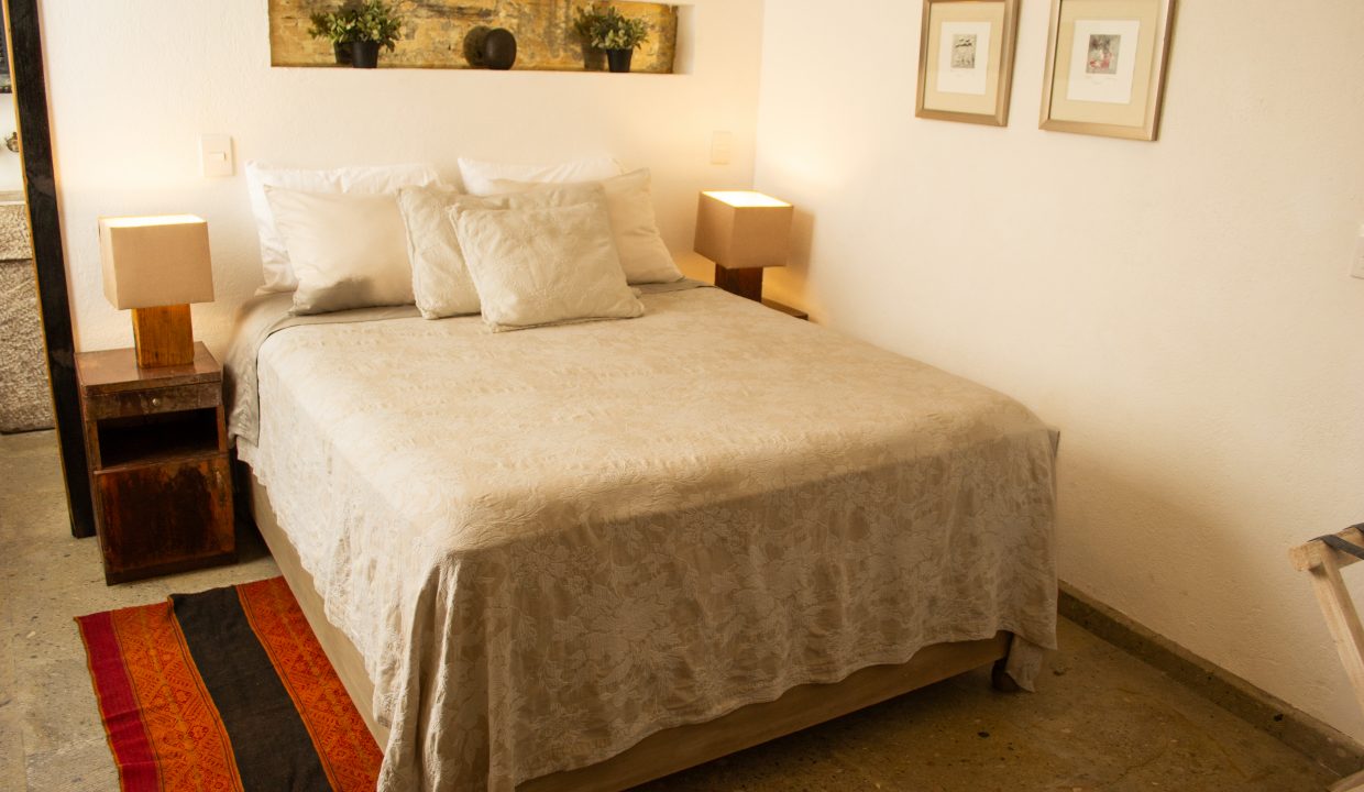 REC QUEEN CAMA ESQUINADA