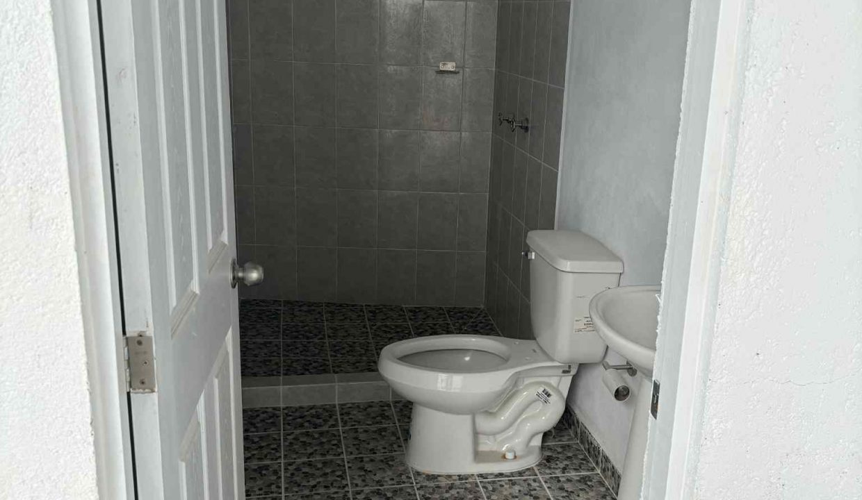 att.1qw3uh5-wOUqAAi5QvDC1z-zb446ldHV3L810kGwwUY