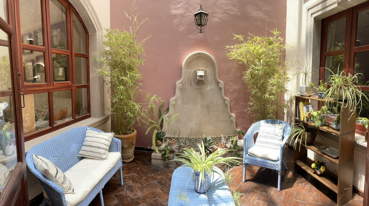 138EF61D-A556-419D-968F-DEA34956FE2F_1_105_c