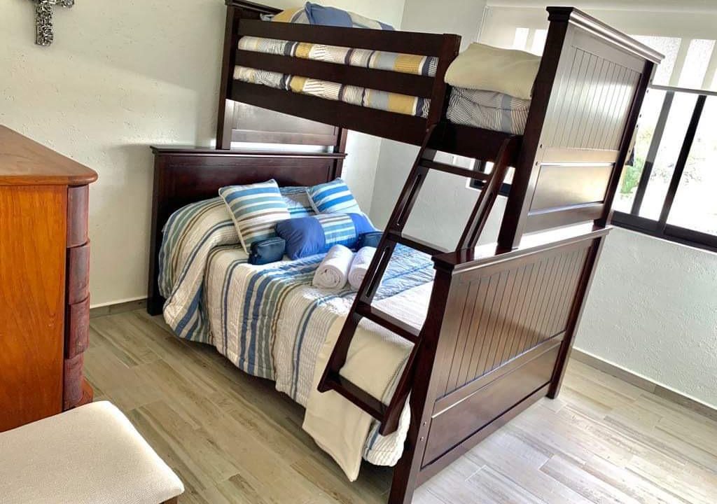 Imagen de WhatsApp 2025-12-09 a las 09.58.18_14841a03